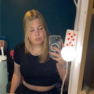 Meet your Posher, Mackenzie